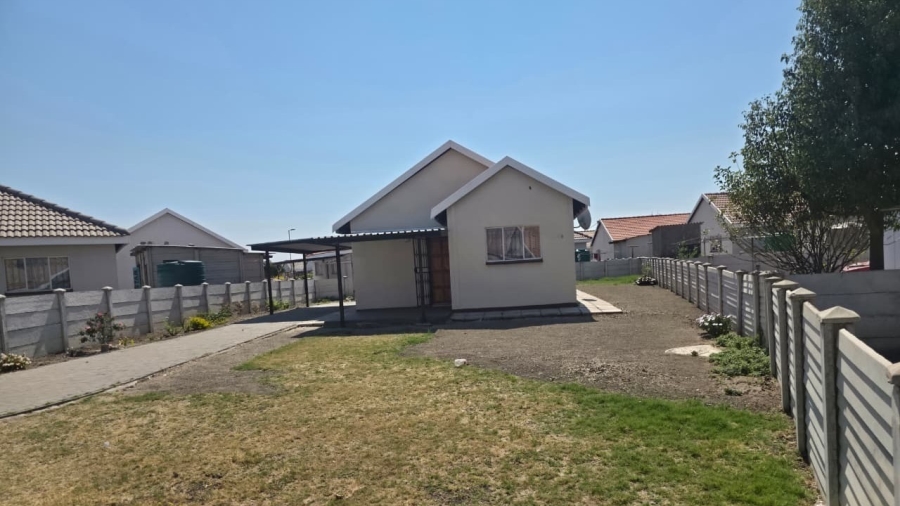 4 Bedroom Property for Sale in Freedom Park North West